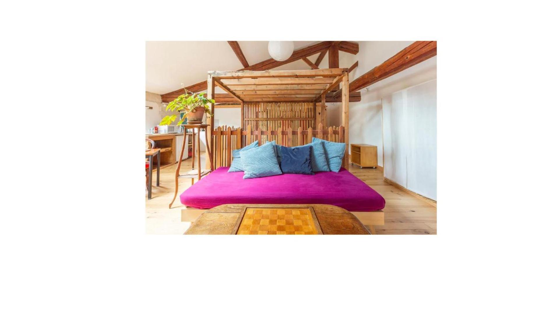 Chambre Triple Deluxe - Gite De La Louve Fougax-et-Barrineuf المظهر الخارجي الصورة